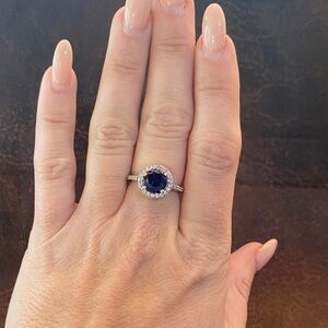 Elegant Silver and Blue Gemstone Ring